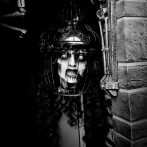 Rolling heads of Cheyenne folklore