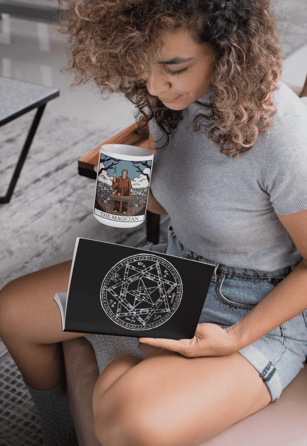 i. The Magician Tarot 15oz Mug - Image 3